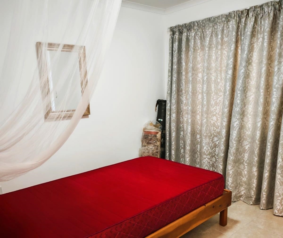 2 Bedroom Property for Sale in De Kelders Western Cape